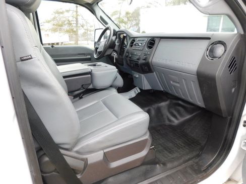 Used 2015 Ford F250 XL image 19