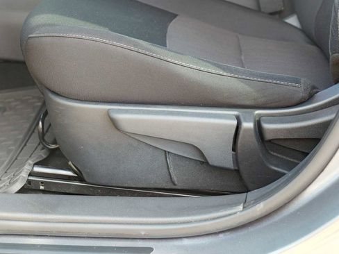 Used 2022 Nissan Sentra SV w/ Trunk Package image 23