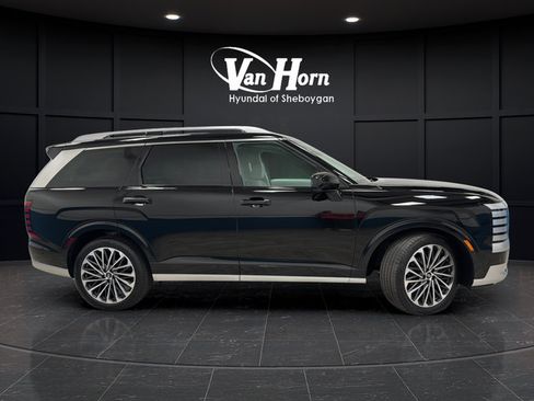 Used 2026 Hyundai Palisade Calligraphy AWD/4WD image 2