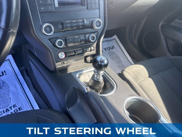 Used 2022 Ford Mustang GT w/ Black Accent Package RWD image 19