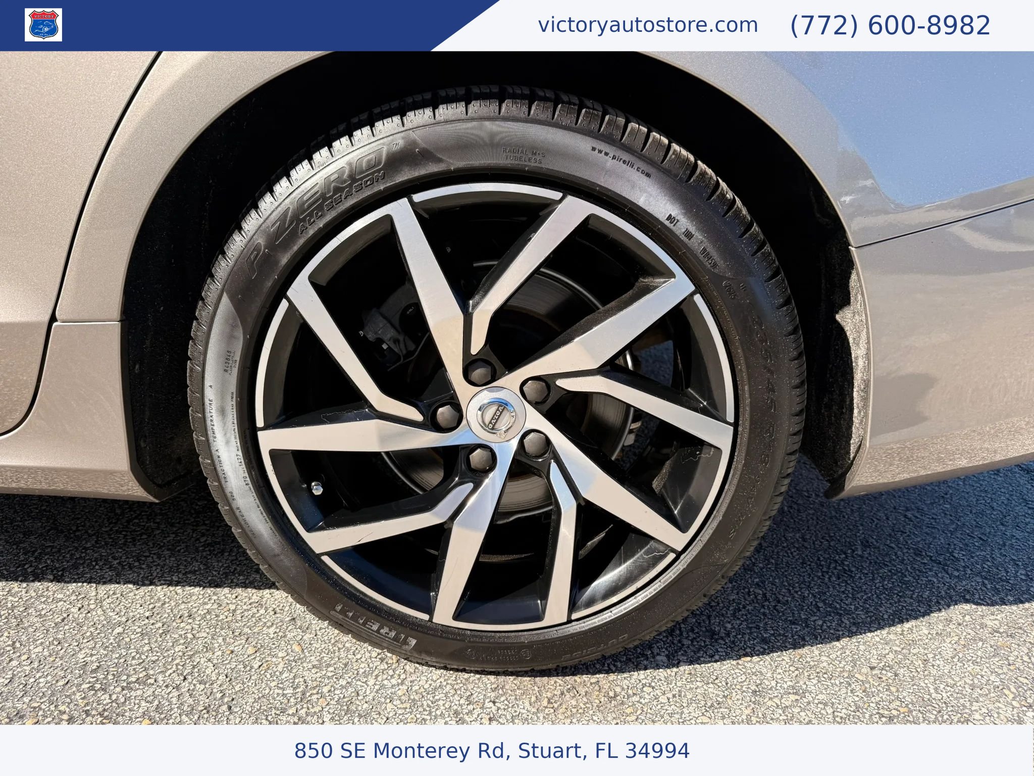 Used 2020 Volvo S60 T5 Momentum FWD image 28