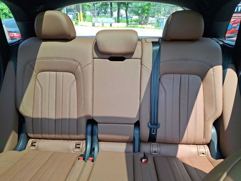Used 2023 Audi Q5 2.0T Premium Plus w/ Premium Plus Package AWD/4WD image 13