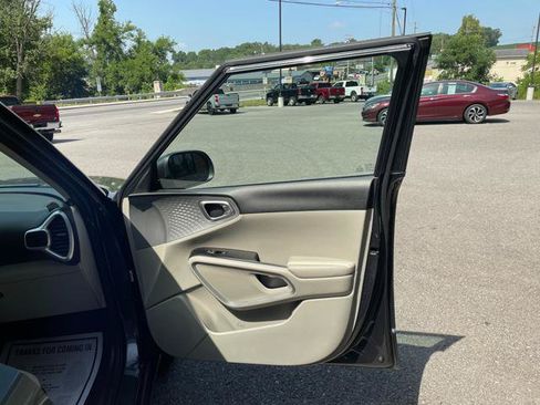 Used 2020 Kia Soul LX FWD image 30