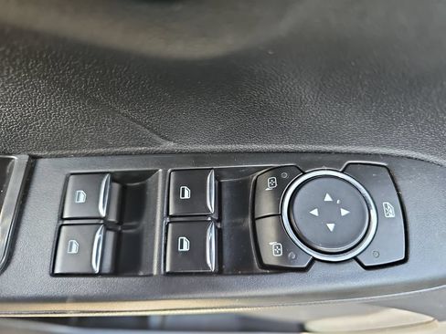 Used 2022 Ford Escape SEL w/ Technology Package AWD/4WD image 27