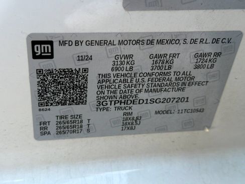 Used 2025 GMC Sierra 1500 SLT RWD image 27