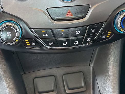 Used 2016 Chevrolet Cruze LT w/ Sun And Sound Package FWD image 36