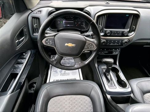 Used 2018 Chevrolet Colorado Z71 AWD/4WD image 5