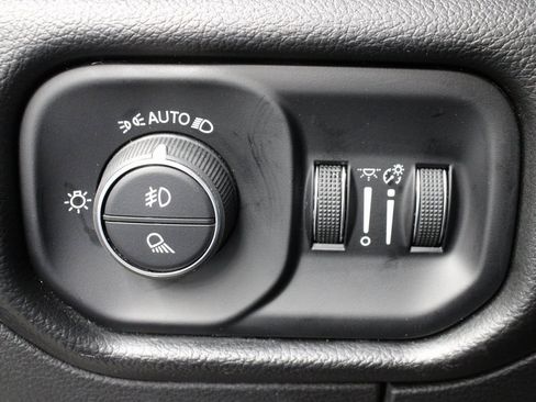 Used 2025 RAM 1500 Rebel image 46