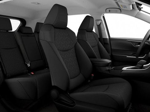 New 2025 Toyota RAV4 XLE image 34