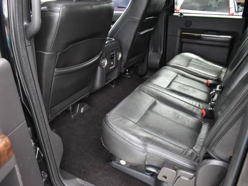 Used 2015 Ford F250 Platinum w/ FX4 Off-Road Package AWD/4WD image 26
