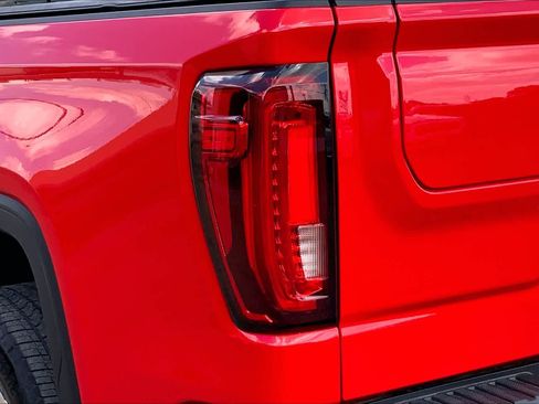 Used 2021 GMC Sierra 1500 SLT RWD image 29