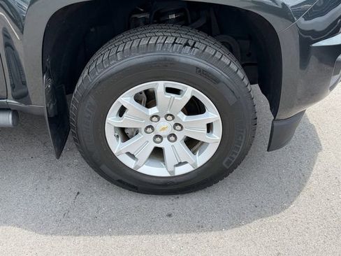 Used 2017 Chevrolet Colorado LT w/ Safety Package RWD image 19