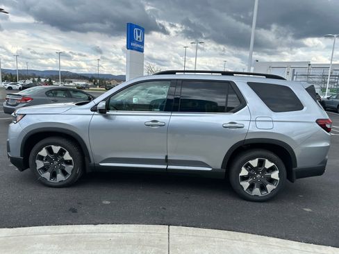 New 2026 Honda Pilot Elite image 5