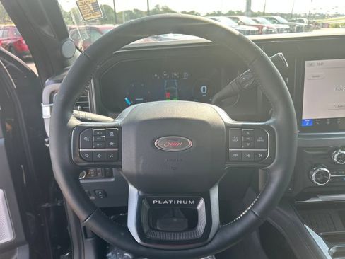 New 2025 Ford F250 Platinum w/ FX4 Off-Road Package image 14
