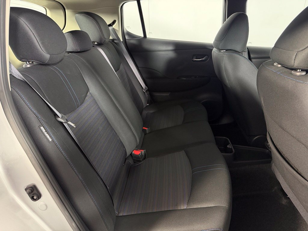 Used 2025 Nissan Leaf S FWD image 18
