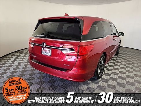 Used 2023 Honda Odyssey Elite image 10
