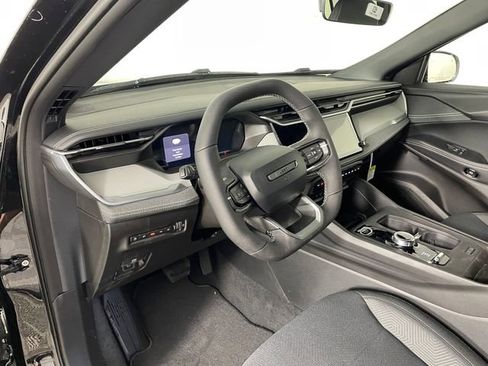 New 2026 Jeep Cherokee Laredo AWD/4WD image 2