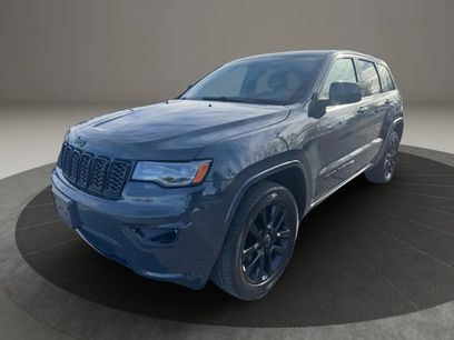 Used 2018 Jeep Grand Cherokee Altitude