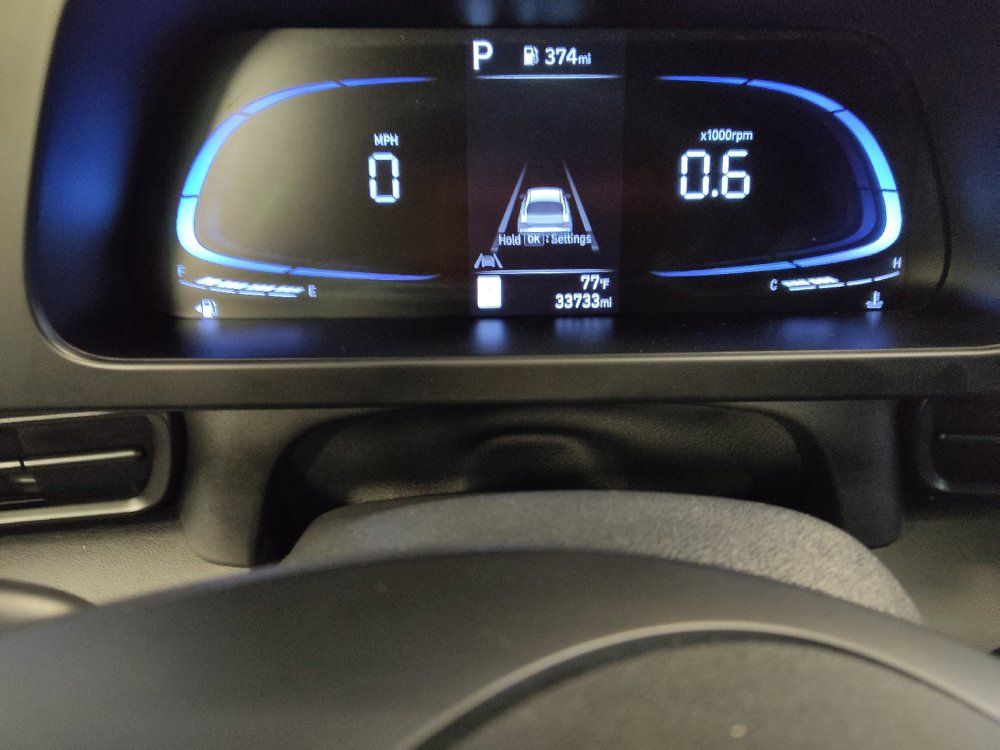 Used 2025 Hyundai Elantra Sport FWD image 23
