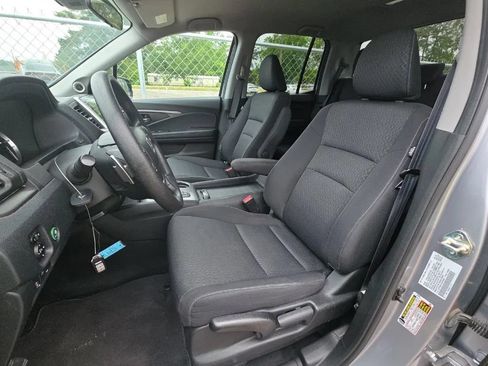 Used 2020 Honda Ridgeline Sport image 5