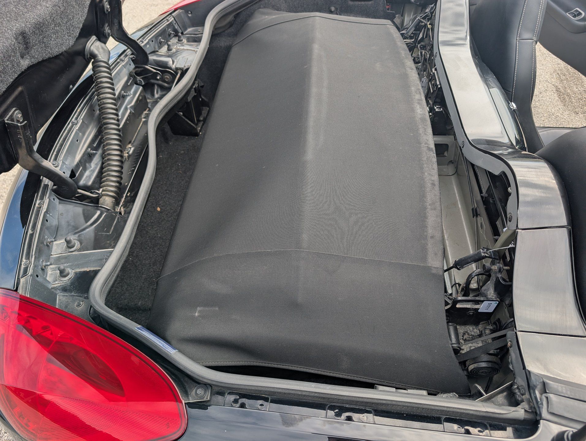Used 2006 Pontiac Solstice Convertible w/ Premium Package RWD image 94