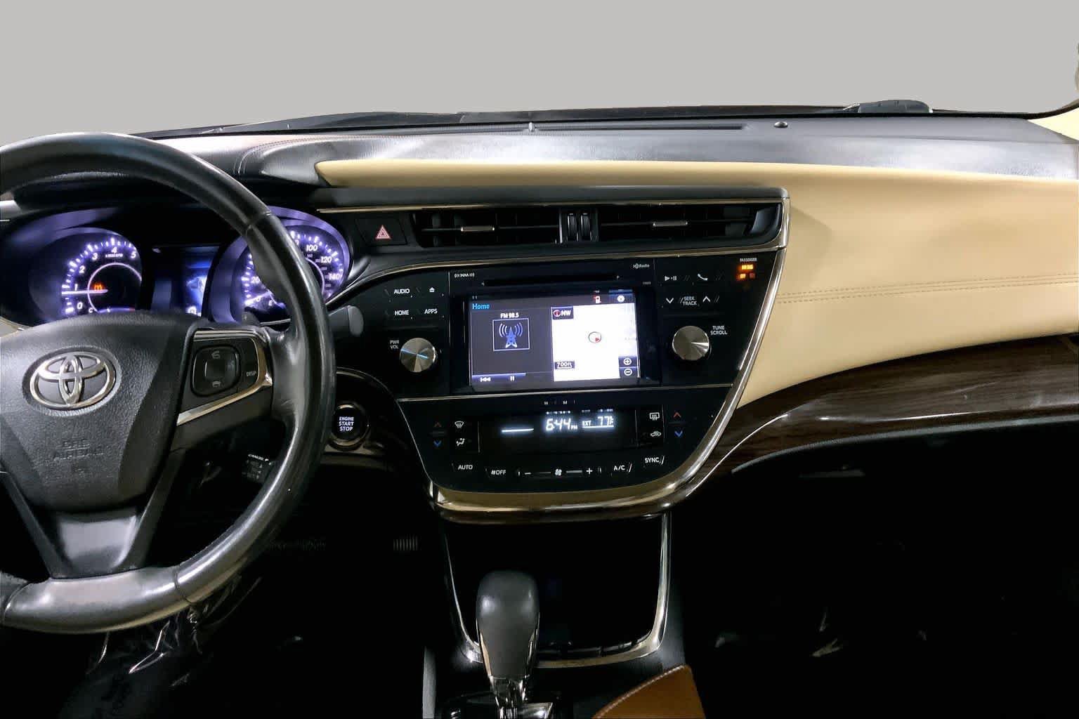 Used 2015 Toyota Avalon XLE Touring FWD image 13