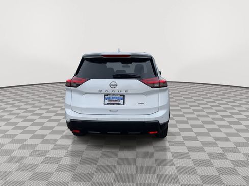 Used 2025 Nissan Rogue SV AWD/4WD image 6