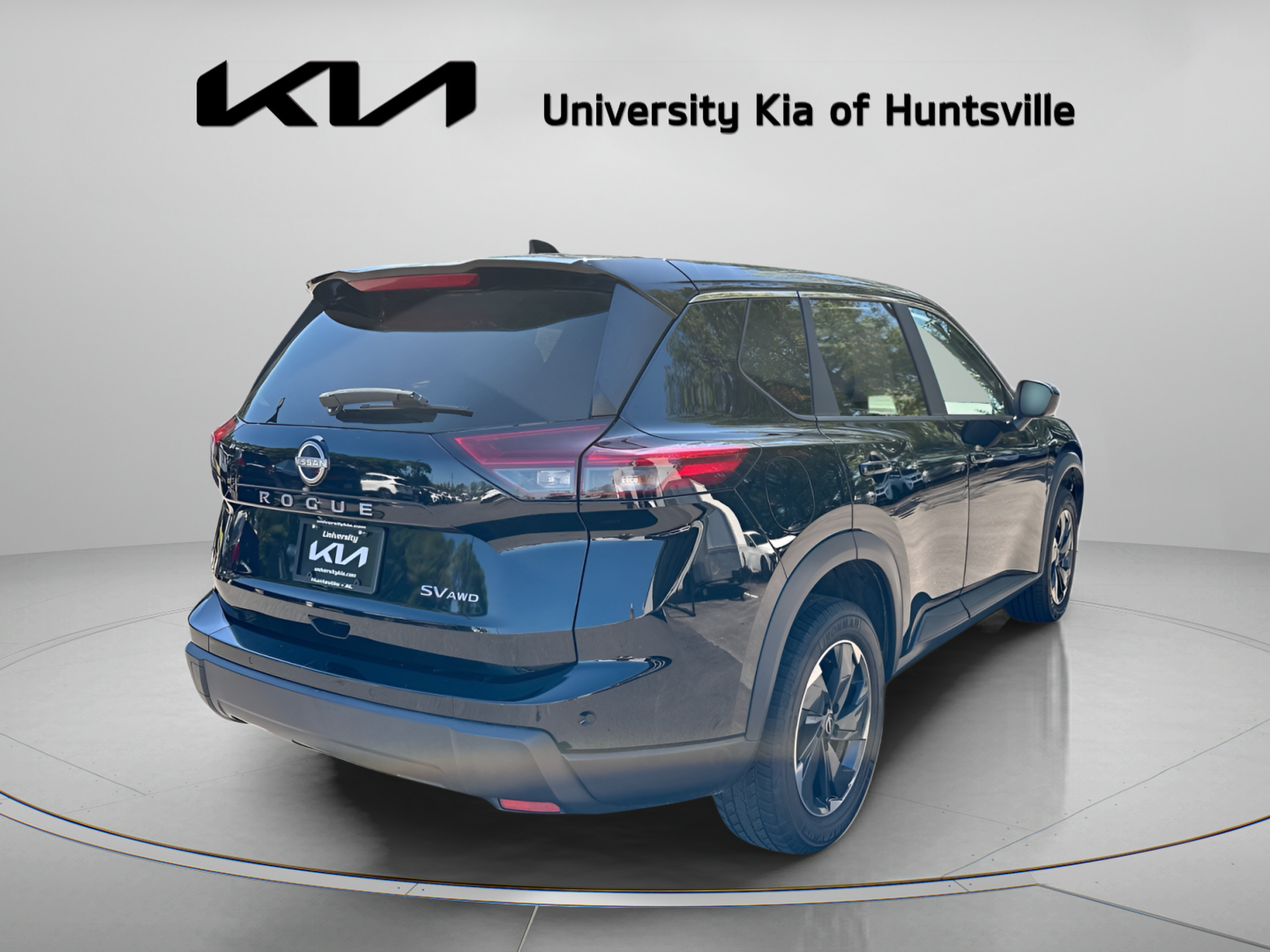 Used 2024 Nissan Rogue SV AWD/4WD image 8