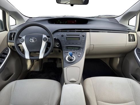 Used 2010 Toyota Prius Two image 10