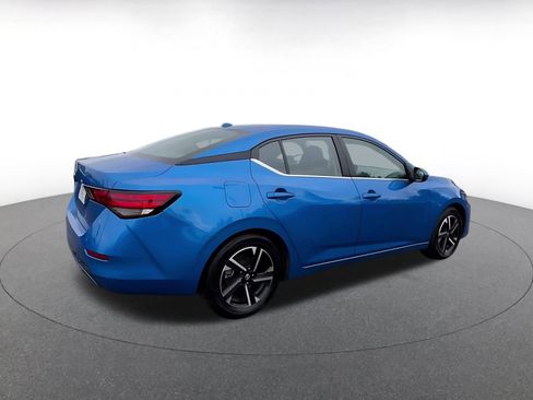 Used 2025 Nissan Sentra SV image 15