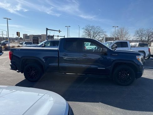 Used 2021 GMC Sierra 1500 Elevation w/ LPO, Elevation Black Package AWD/4WD image 2