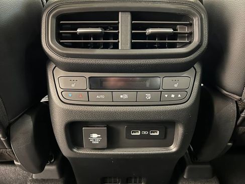 New 2025 Honda Pilot Elite image 25