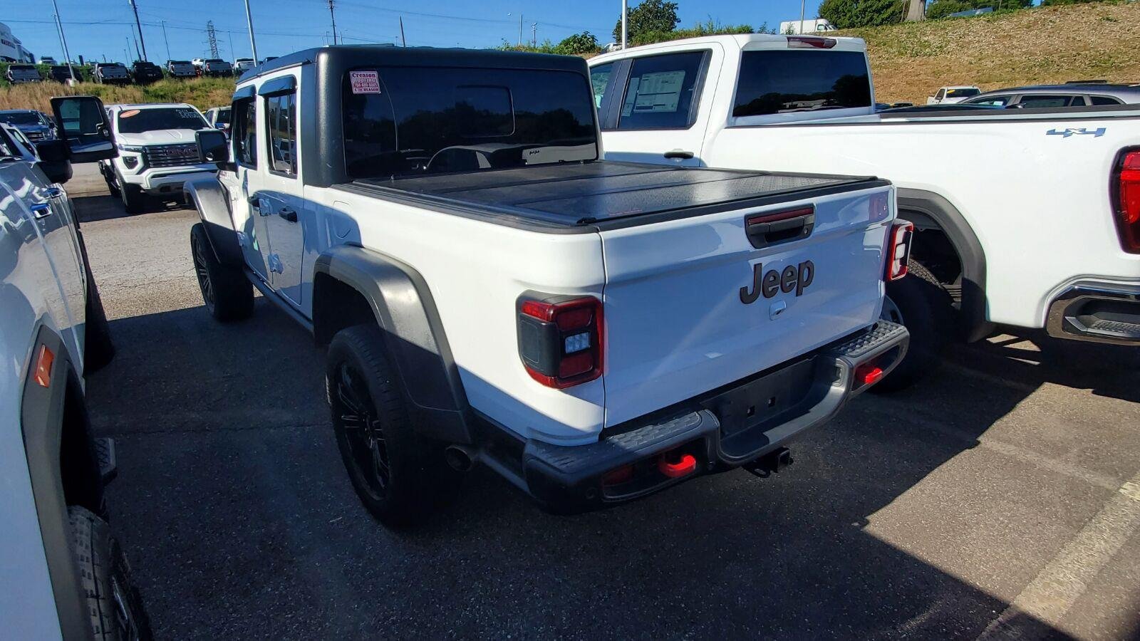 Used 2021 Jeep Gladiator Rubicon AWD/4WD image 8