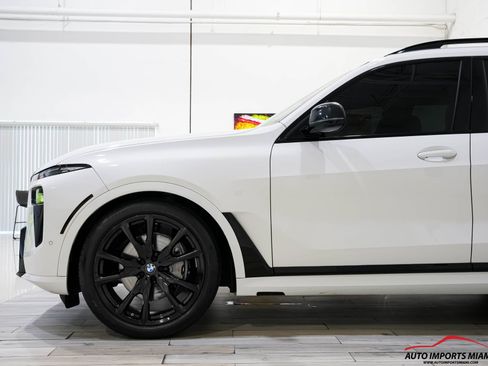 Used 2024 BMW X7 xDrive40i w/ M Sport Package image 13