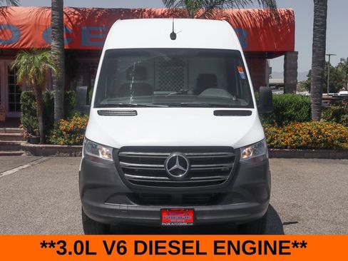 Used 2020 Mercedes-Benz Sprinter 2500 image 3
