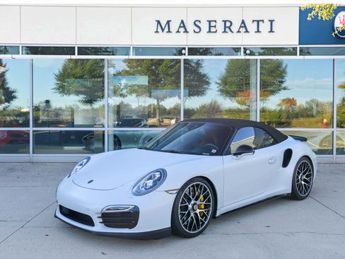 Used 2015 Porsche 911 Turbo S image 1