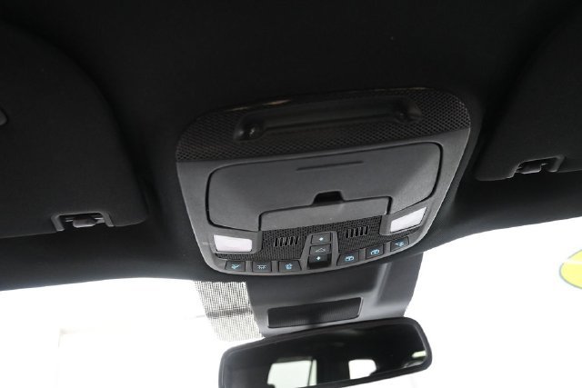 Used 2020 Ford Expedition XLT w/ Equipment Group 202A AWD/4WD image 12