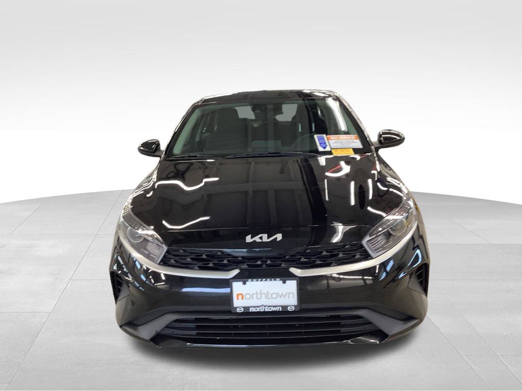 Used 2023 Kia Forte LXS FWD image 5