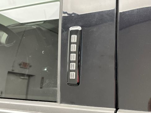 Used 2019 Ford F150 XLT w/ Equipment Group 302A Luxury image 8