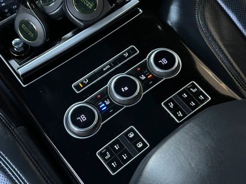Used 2014 Land Rover Range Rover Autobiography image 24