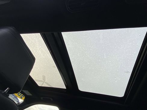 Used 2020 Ford Expedition Limited image 14