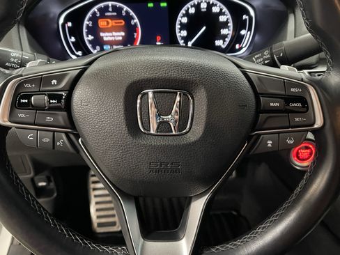Used 2018 Honda Accord Sport image 20
