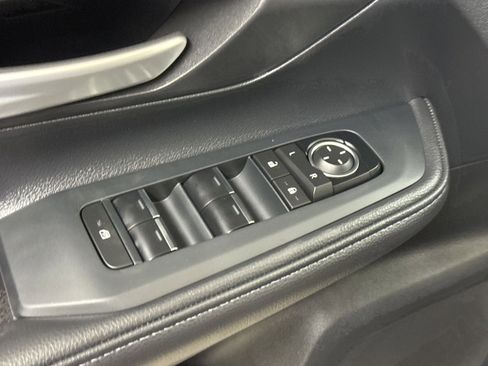 Used 2026 Toyota Grand Highlander XLE image 19