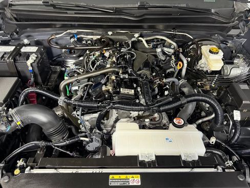 Used 2025 Toyota Tacoma SR RWD image 19