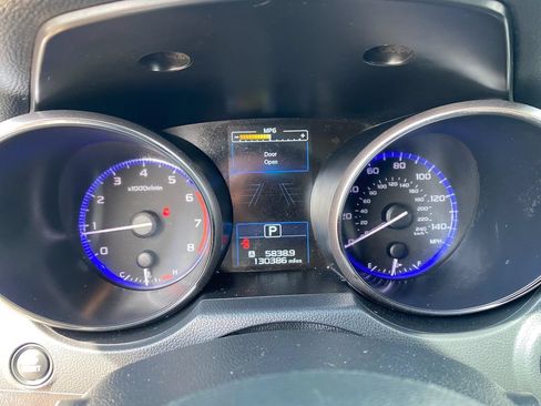 Used 2018 Subaru Outback 2.5i Limited AWD/4WD image 18