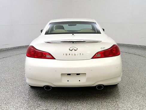 Used 2013 INFINITI G37 Convertible w/ Premium Pkg RWD image 6