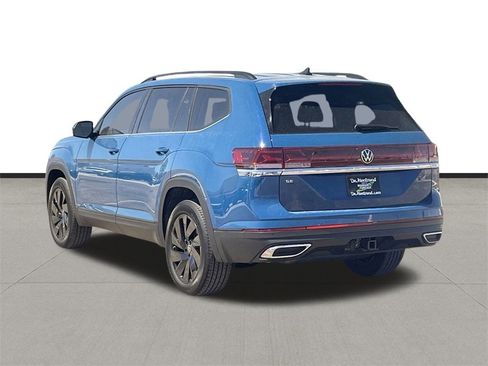 New 2025 Volkswagen Atlas SE image 7