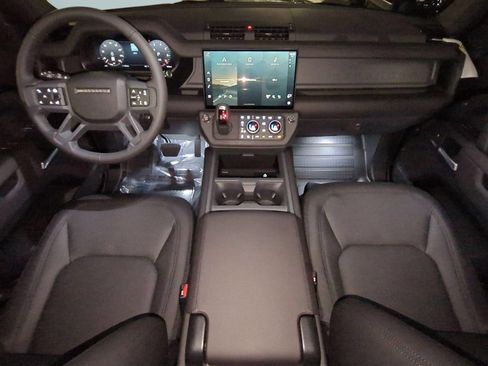 New 2026 Land Rover Defender 110 X-Dynamic SE AWD/4WD image 26