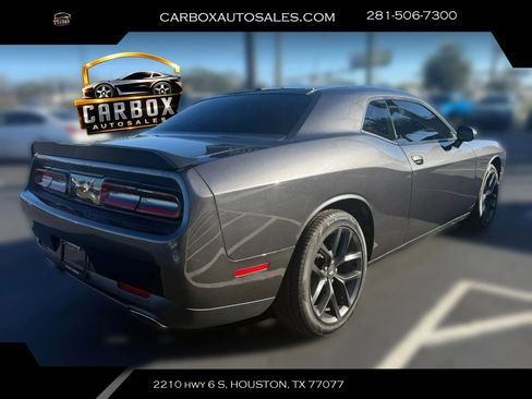 Used 2021 Dodge Challenger SXT w/ Blacktop Package RWD image 5