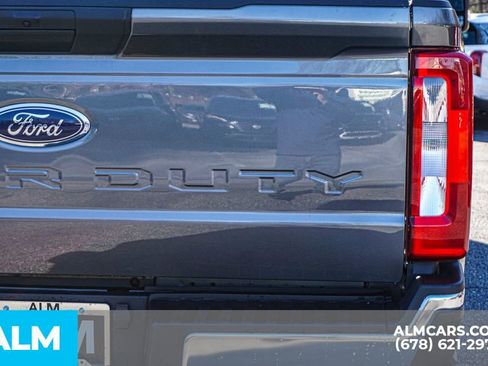 Used 2025 Ford F250 XLT image 13